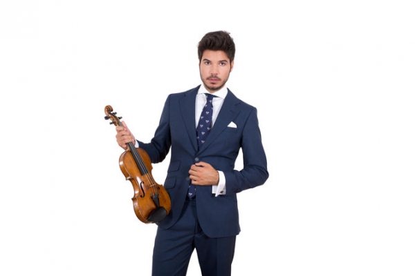 El violinista Paco Montalvo, mañana sábado en el Palacio de Congresos de La Línea