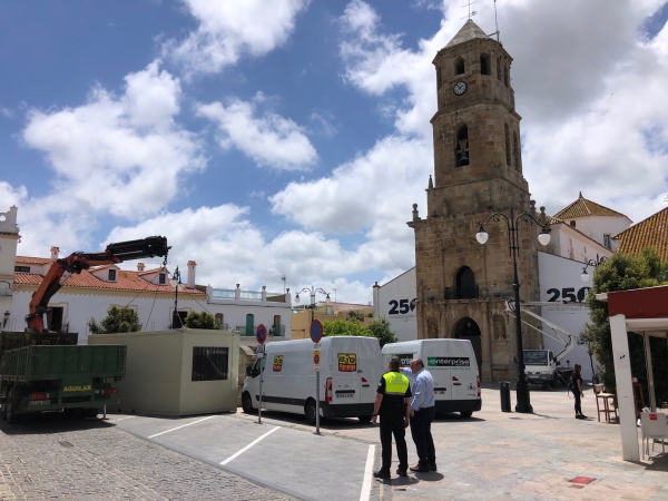 Mañana arranca la Feria de Los Barrios con el acto de coronación en la Plaza de la Iglesia con el marco de la Torre