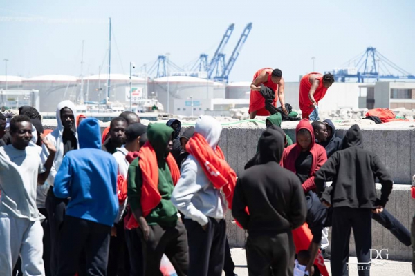 CGT OO.VV. califica de miserables la forma de atender a los migrantes en las últimas semanas por parte del Ministerio del Interior