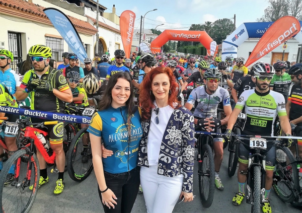 El paso de la Vuelta Andalucía de MTB por Los Barrios vuelve a mostrar todo el potencial de turismo activo y cicloturista del municipio