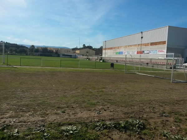 La Junta de Gobierno de Los Barrios adjudica la obra de reconstrucción del muro del campo de fútbol de Los Cortijillos
