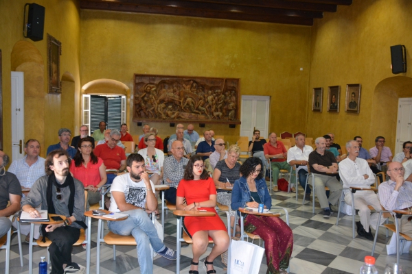 Una conferencia de Manuel Aznar abre el seminario de memoria histórica de San Roque, dedicado este año a los exilios del 39