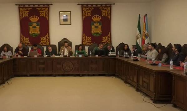 El Ayuntamiento  de La Línea insta a la Junta a transferir a Mancomunidad los ingresos recaudados por el Impuesto sobre el Depósito de Residuos en Vertedero
