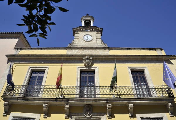 El juez condena al Ayuntamiento de Jerez por obligar a un trabajador a cambiar de puesto de forma fraudulenta