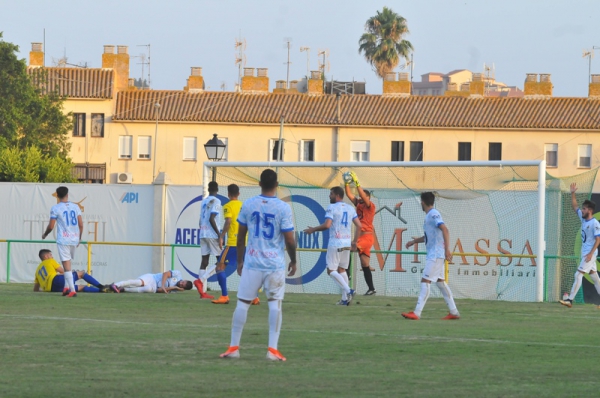 La Unión Deportiva Los Barrios se medirá al Baniyas SCC de la primera division de Emiratos Árabes