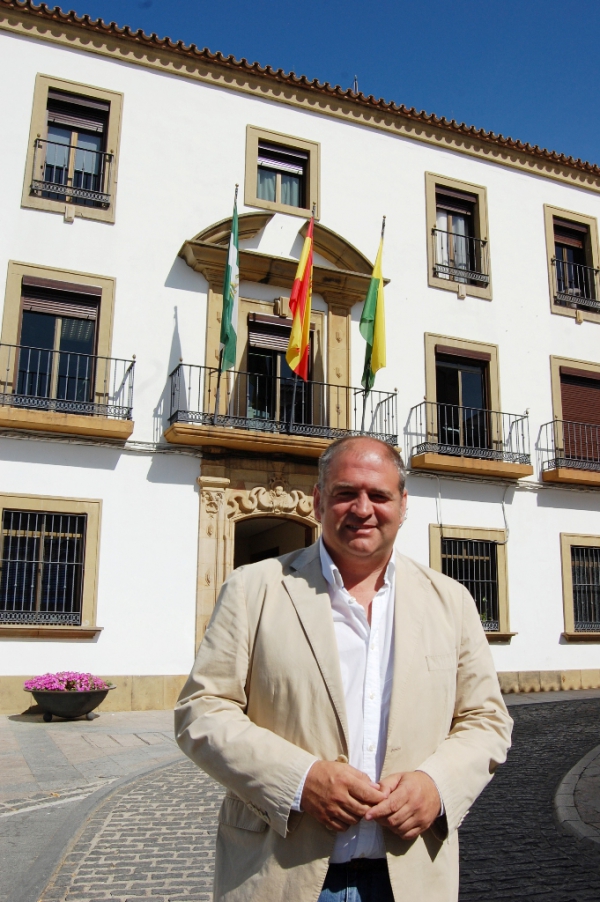 Romero lamenta la ignorancia manifiesta y el interés del PSOE por engañar a los vecinos de Los Barrios