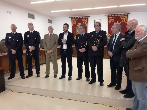 El alcalde de La Línea ha participado en la clausura del Curso de Oficiales de la Policía Local