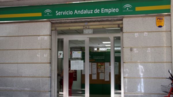 El paro registrado baja en 1.271 personas en Cádiz durante el mes de febrero
