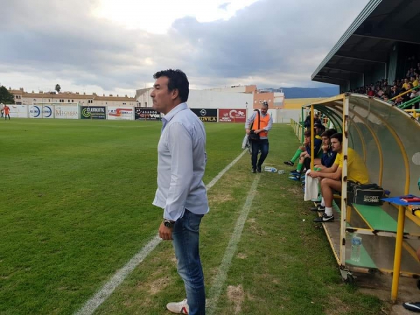 La Unión Deportiva Los Barrios demandará a Rafael Escobar por incumplimiento de contrato