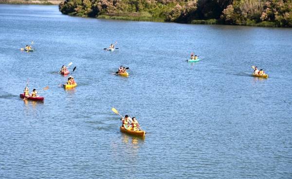 Comienzan en San Roque los descensos del río Guadiaro en kayak para estudiantes de todos los institutos
