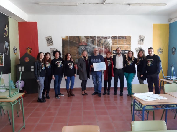 El alcalde y la concejal de Educación reconocen la labor de profesores del Tolosa, galardonados con uno de los premios de Investigación e Innovación Educativa “Antonio Ortiz”