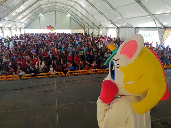 Roldán destaca la alta participación y el gran ambiente en el carnaval barreño 2019