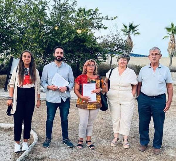 El PSOE de Los Barrios recogerá firmas para impedir que mancomunidad suba el agua y la basura