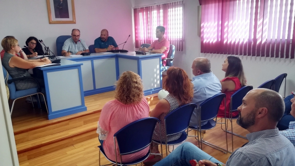 El Pleno de la Junta Municipal de Palmones de septiembre repasa la gestión y mejoras realizadas por la gestión municipal en los últimos meses