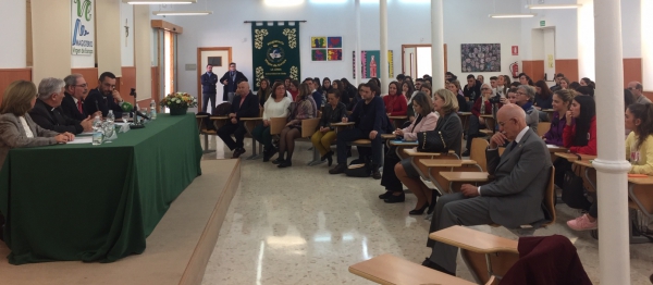 El alcalde asiste a la inauguración del curso académico en el  Centro de Magisterio “Virgen de Europa”