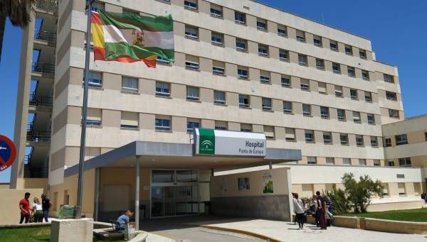 El Área de Gestión Sanitaria del Campo del Gibraltar se pronuncia sobre la denuncia de la falta de especialistas en cardiología en el Hospital Punta de Europa de Algeciras