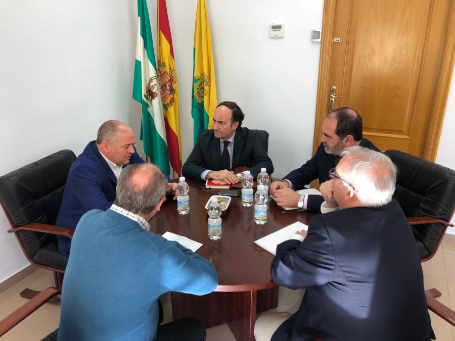 Romero destaca la vocación logística del municipio en la reunión con el nuevo presidente de la APBA
