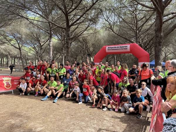 Más de 200 deportistas superan el “Desafío Extremo” en el Pinar del Rey de San Roque